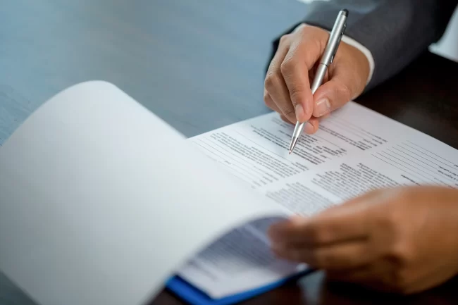 Understanding Insurance Adjusters